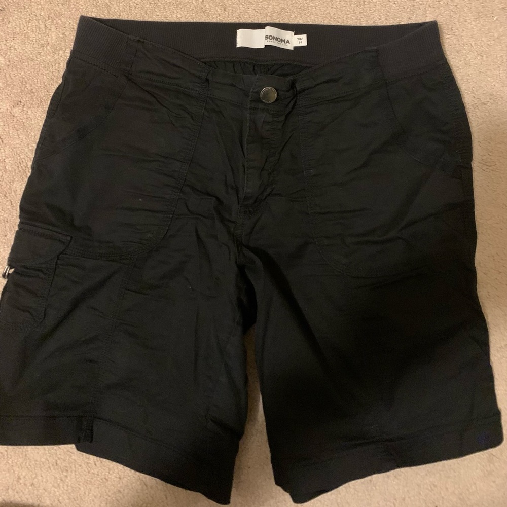 Size 14 Womens black  Bermuda shorts
